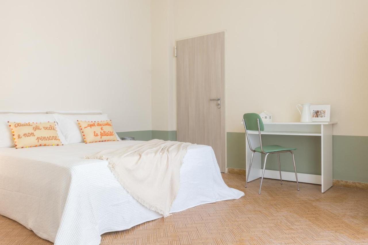 Pan Di Zenzero Icecream Hotel Rimini Kültér fotó
