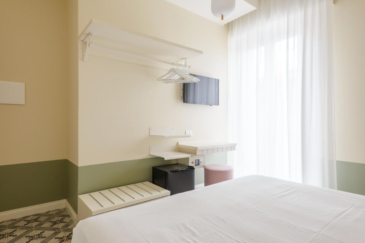 Pan Di Zenzero Icecream Hotel Rimini Kültér fotó